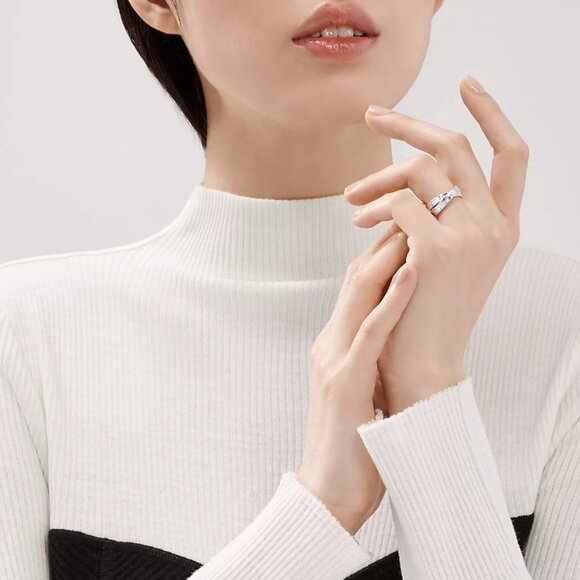 Auth. Tiffany & Co.® 1837® Interlocking Circles Ring in Sterling Silver, Size 6 - Picture 7 of 9